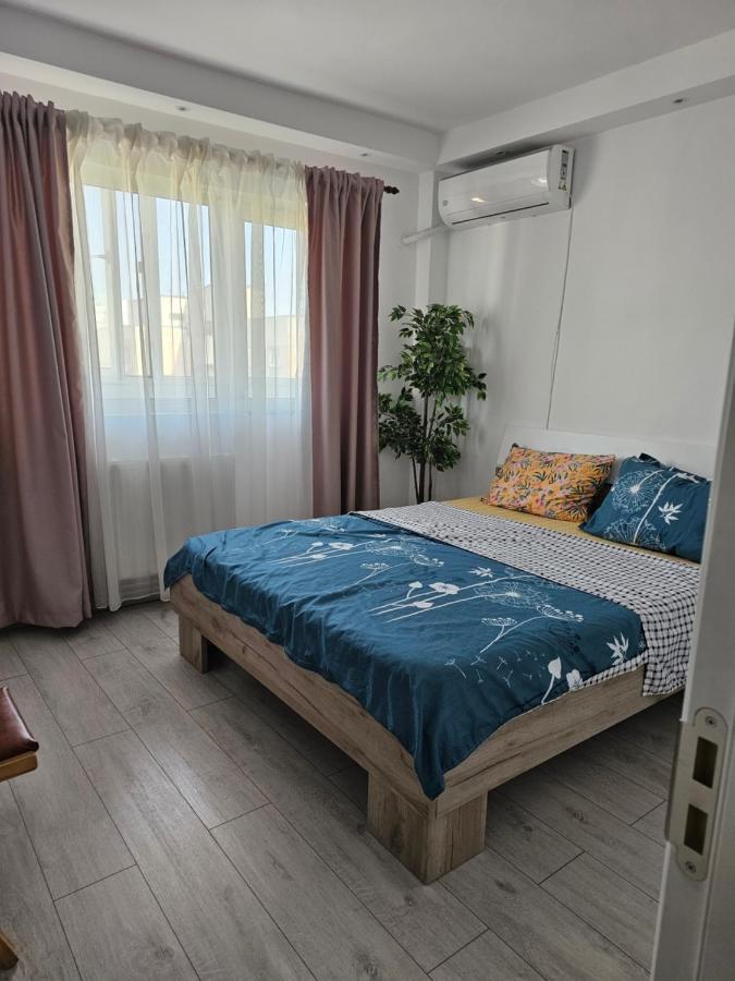 Apartament Near The Park Two Rooms Bukarest Eksteriør billede