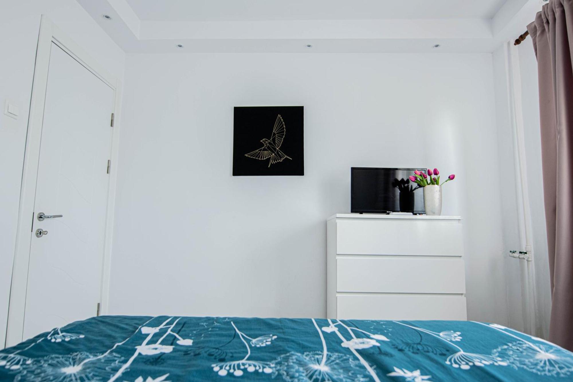 Apartament Near The Park Two Rooms Bukarest Eksteriør billede
