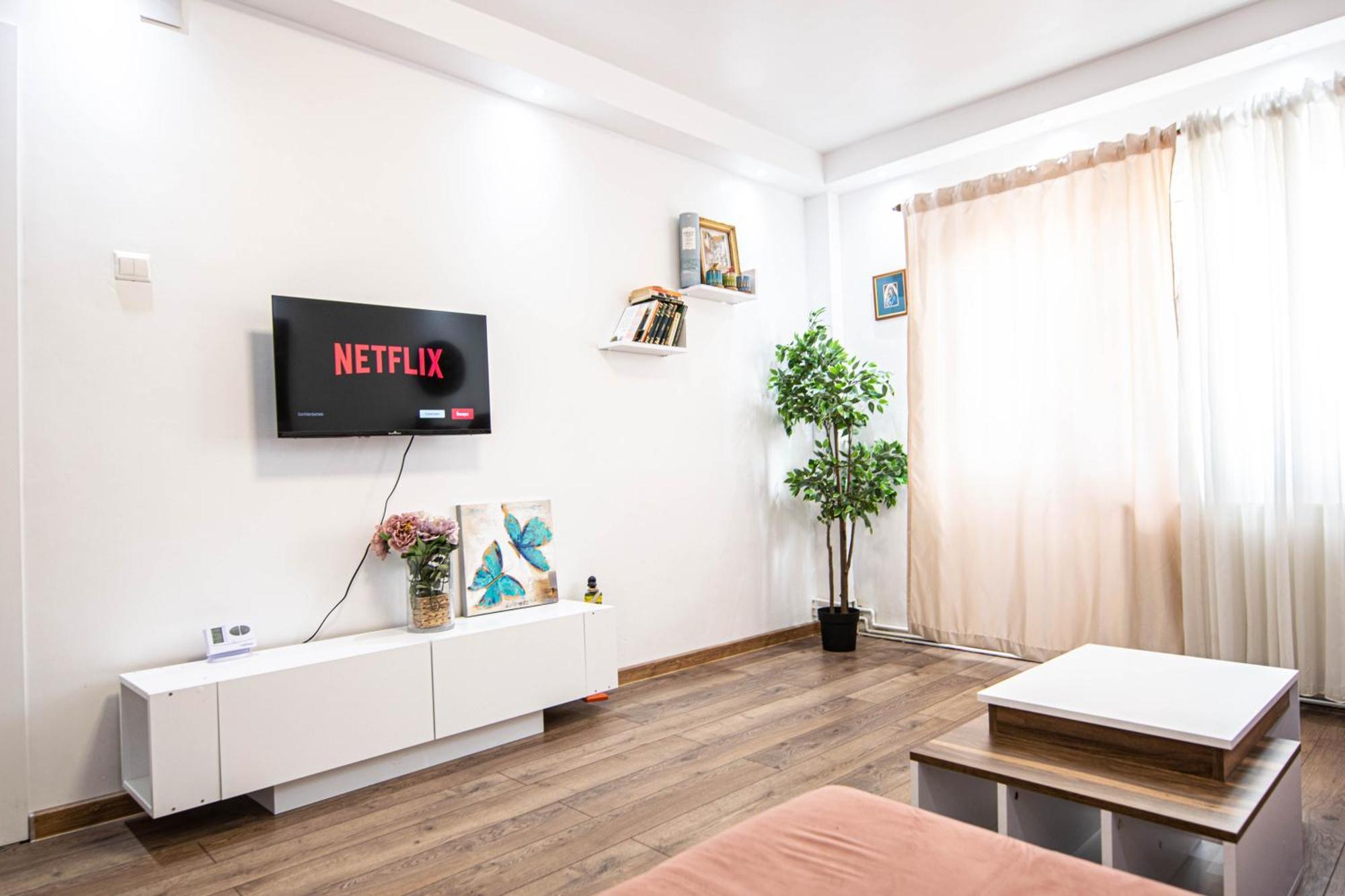 Apartament Near The Park Two Rooms Bukarest Eksteriør billede